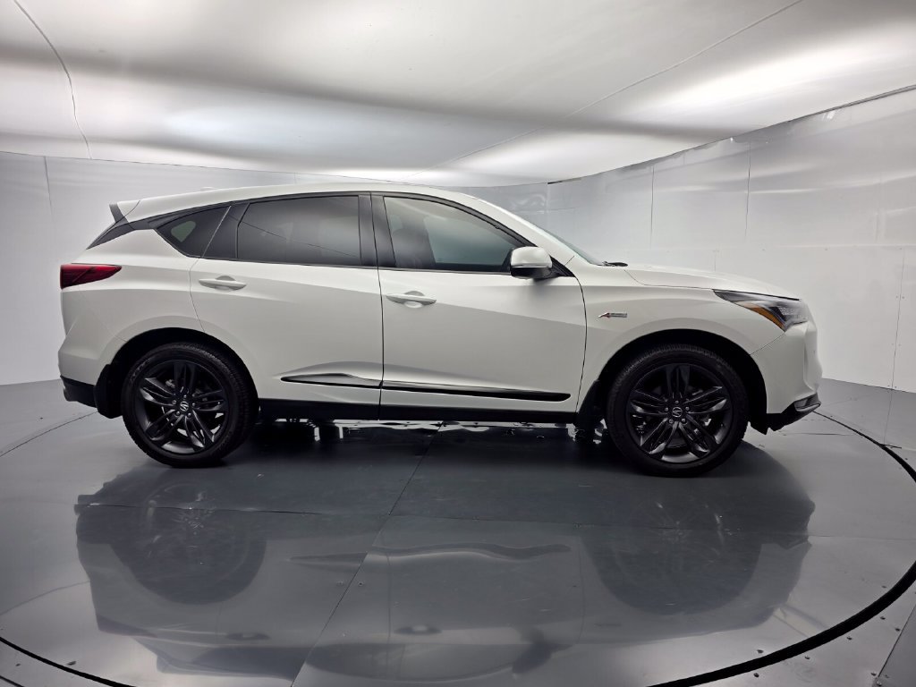 Used 2023 Acura RDX w/ Advance Package FWD image 3