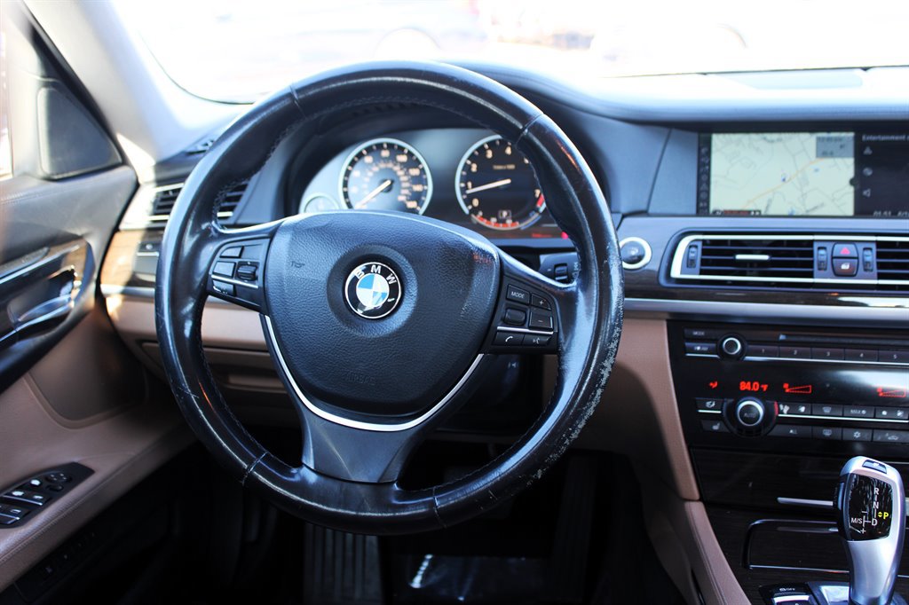Used 2012 BMW 740i RWD image 13