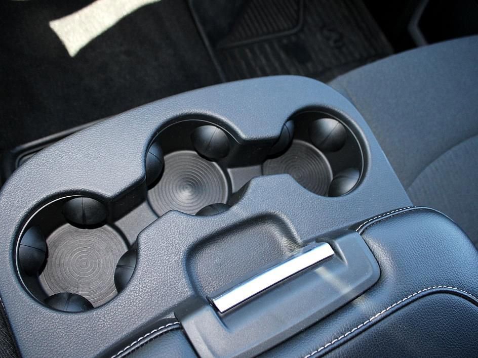 Used 2024 RAM 2500 Tradesman w/ Chrome Appearance Group image 20