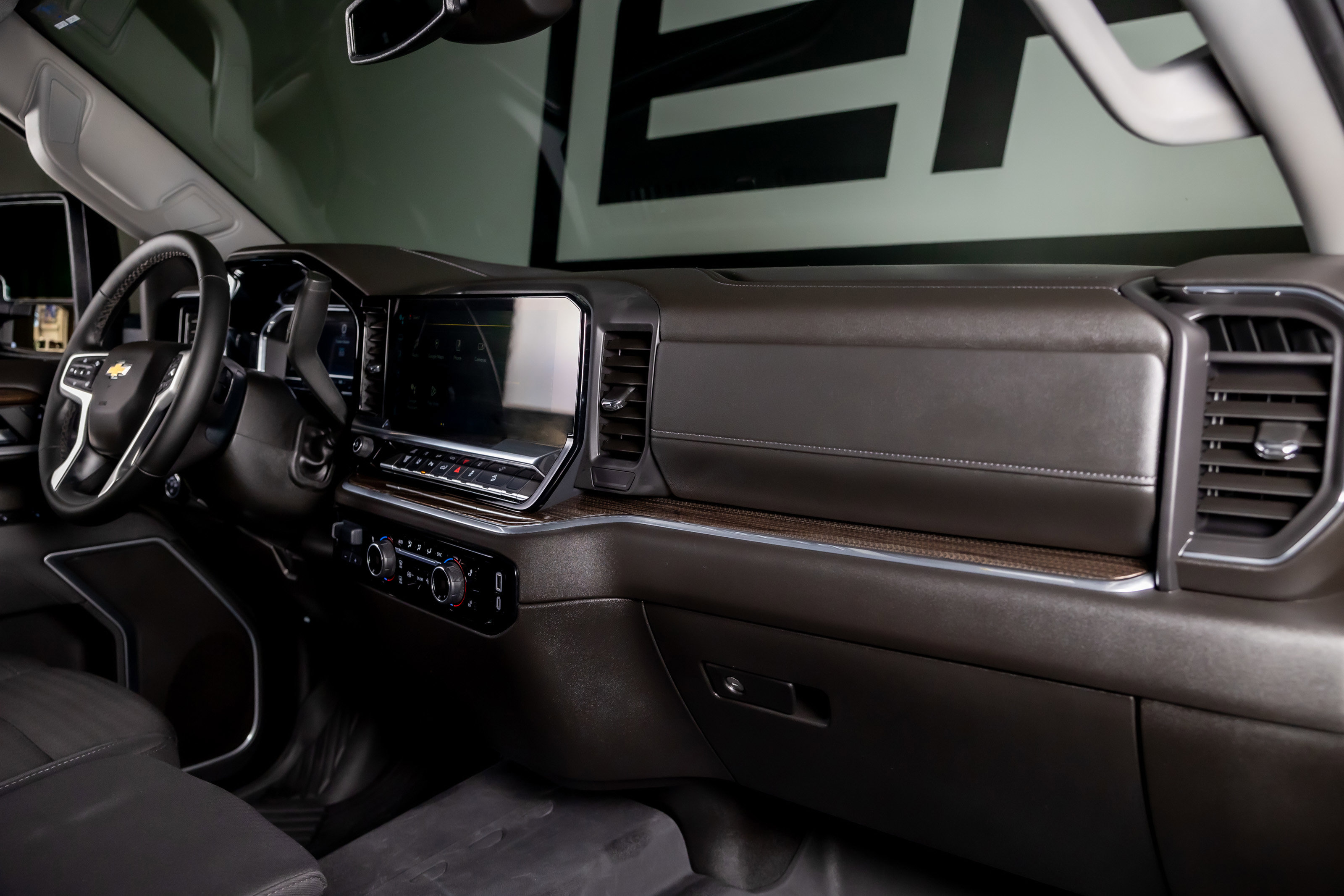 Used 2025 Chevrolet Silverado 2500 LT w/ All Star Edition image 27