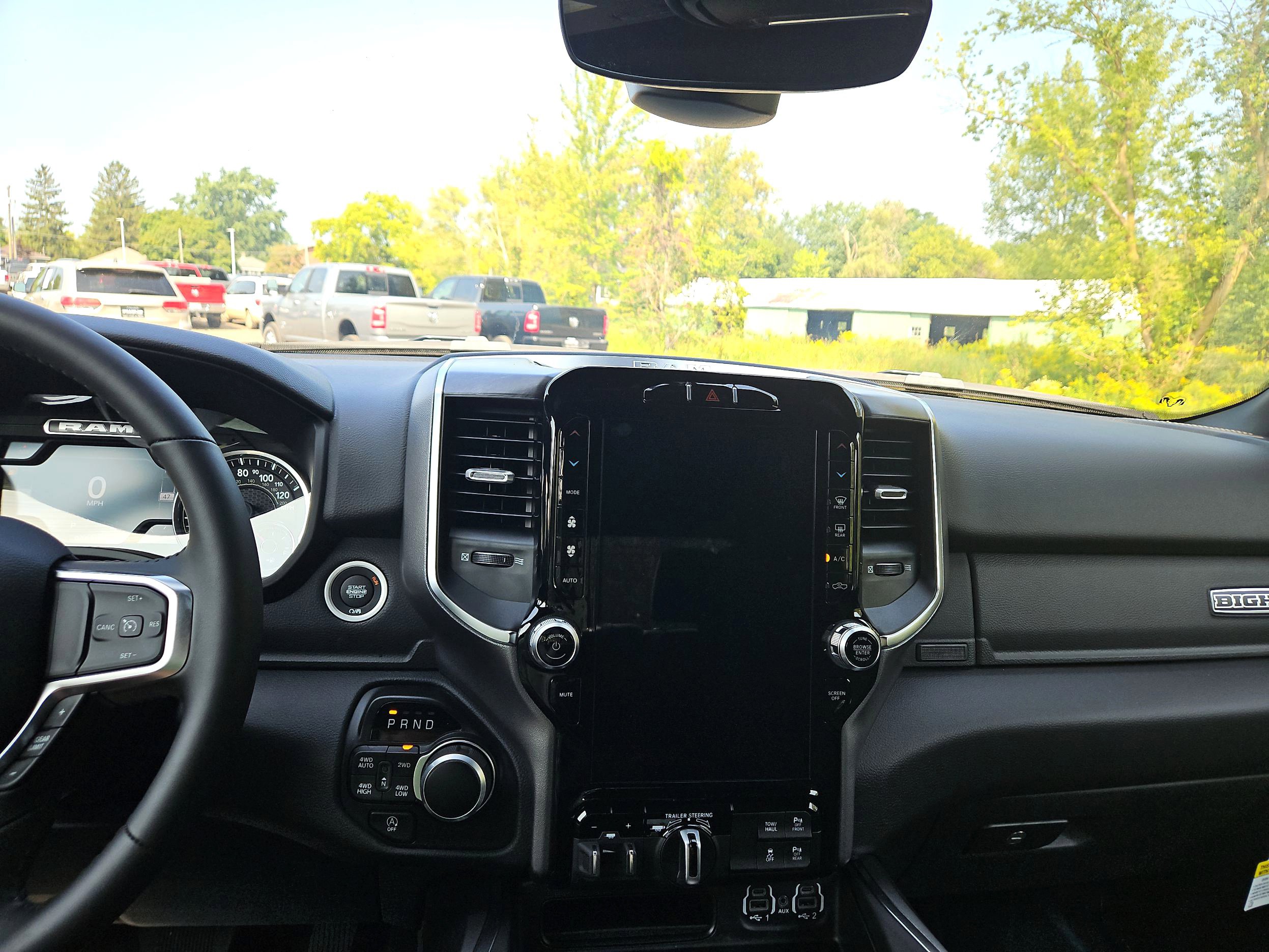 New 2024 RAM 1500 Big Horn AWD/4WD image 17