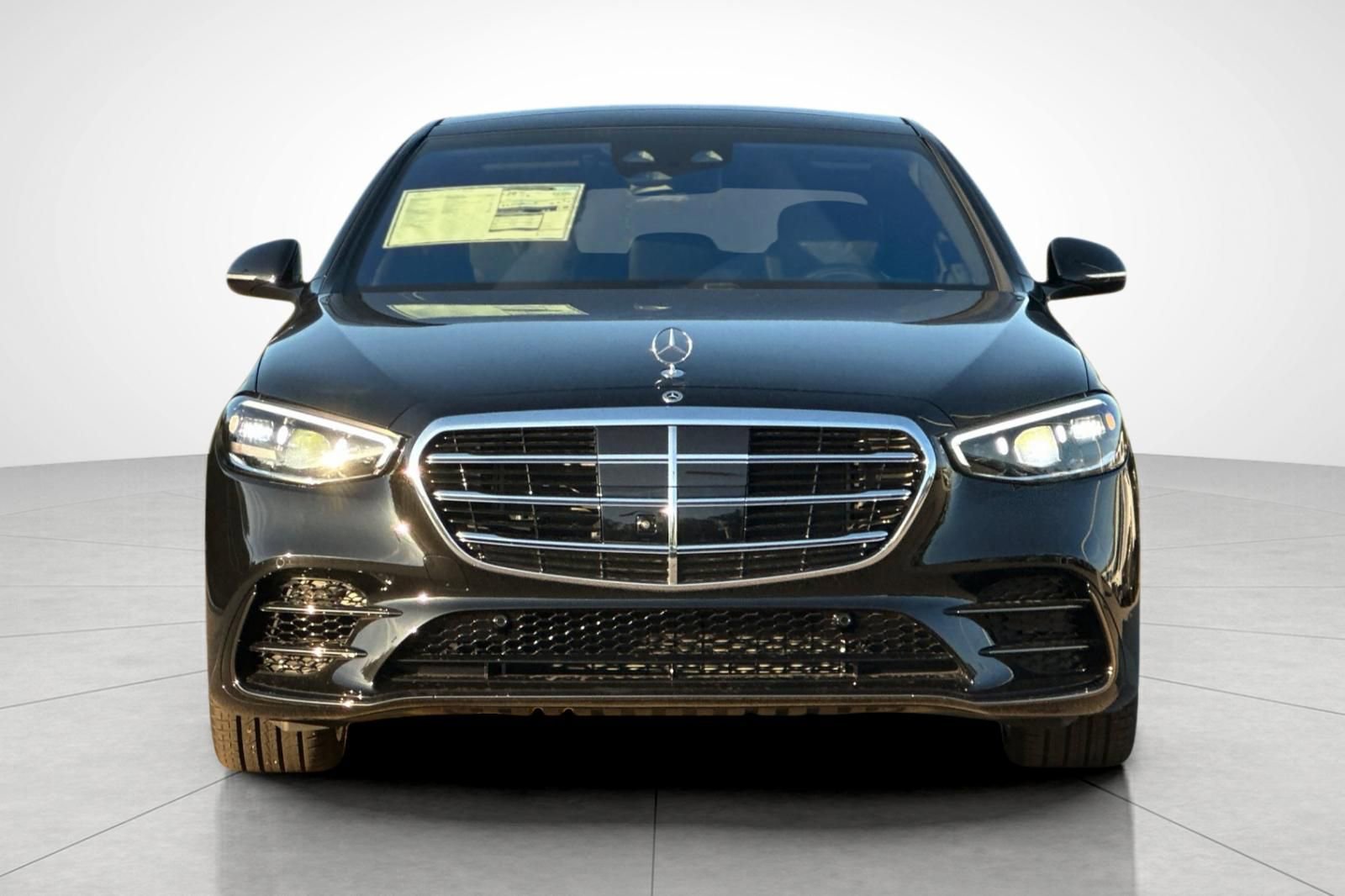 New 2025 Mercedes-Benz S 580 4MATIC Sedan image 6