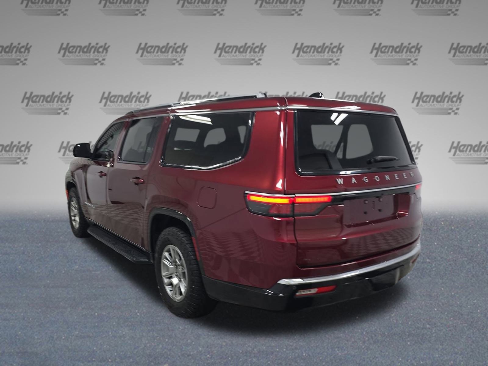 Used 2024 Jeep Wagoneer L image 47