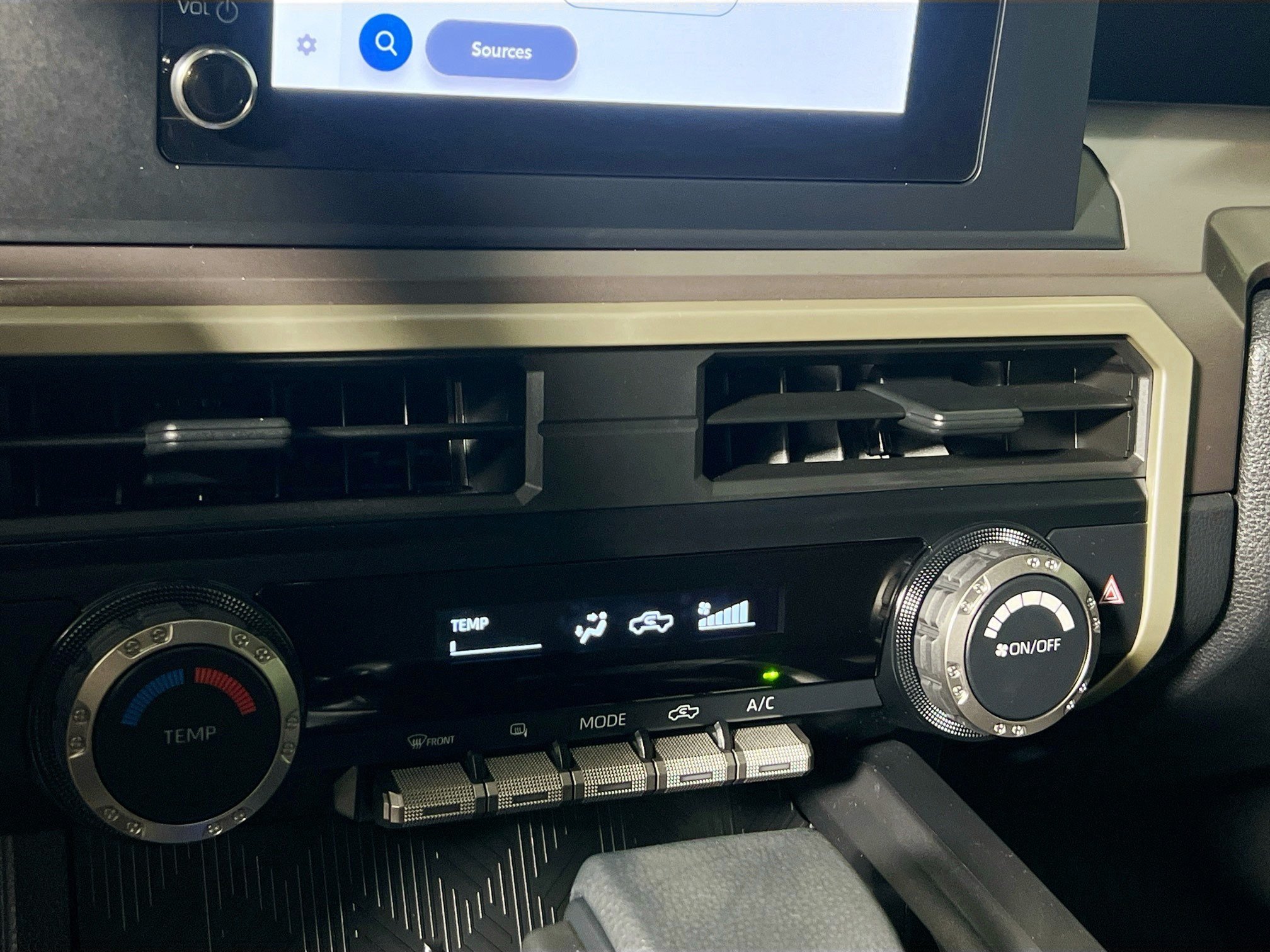 Used 2024 Toyota Tacoma SR5 RWD image 26
