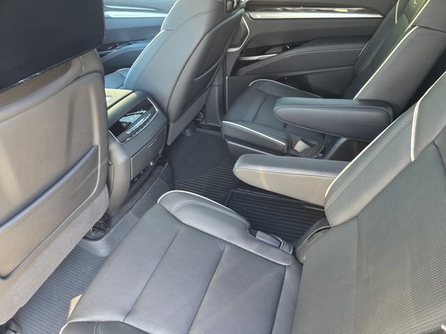 Used 2026 Cadillac Escalade Luxury w/ Touring Package AWD/4WD image 27