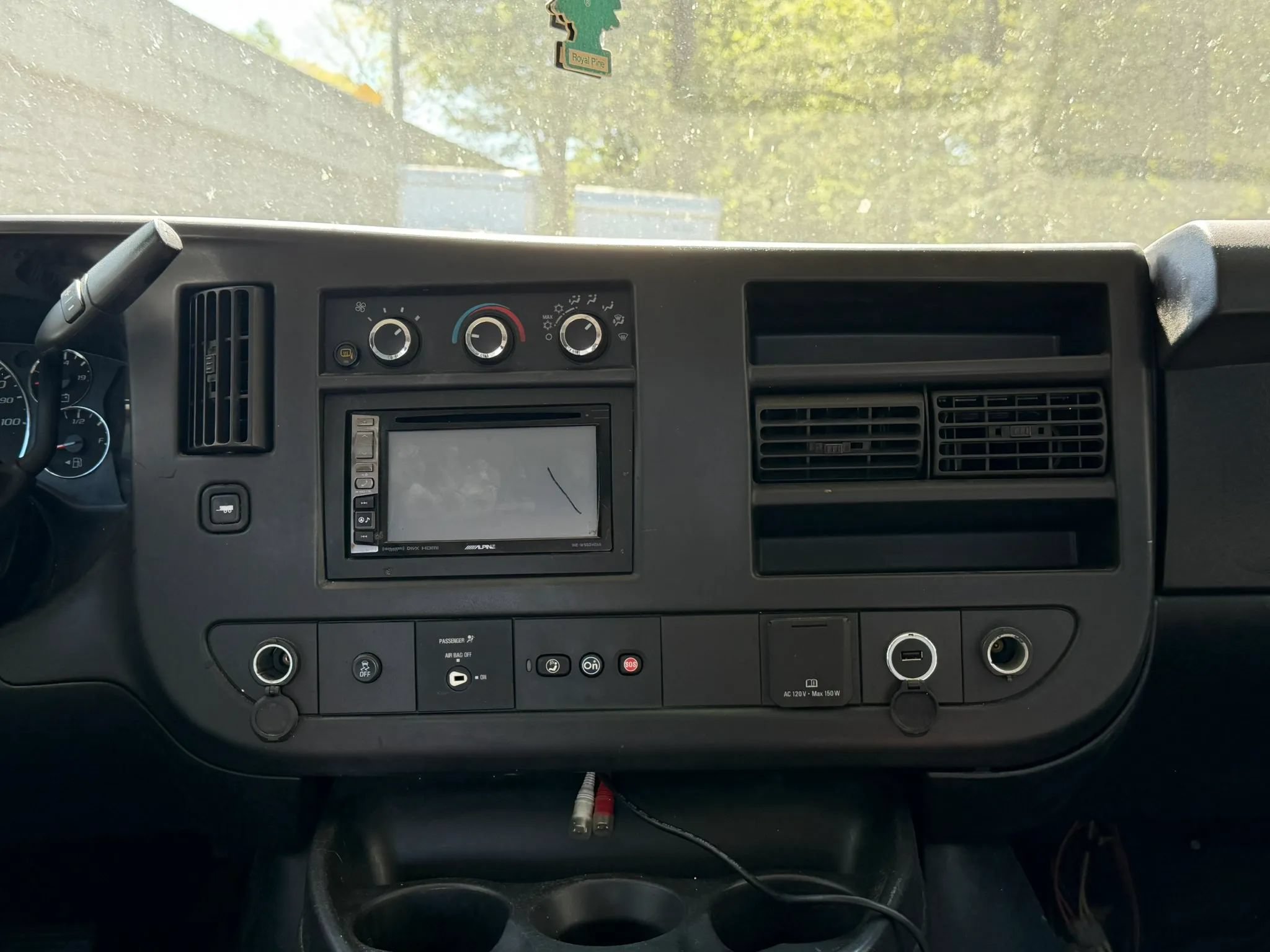Used 2017 Chevrolet Express 2500 LS RWD image 13