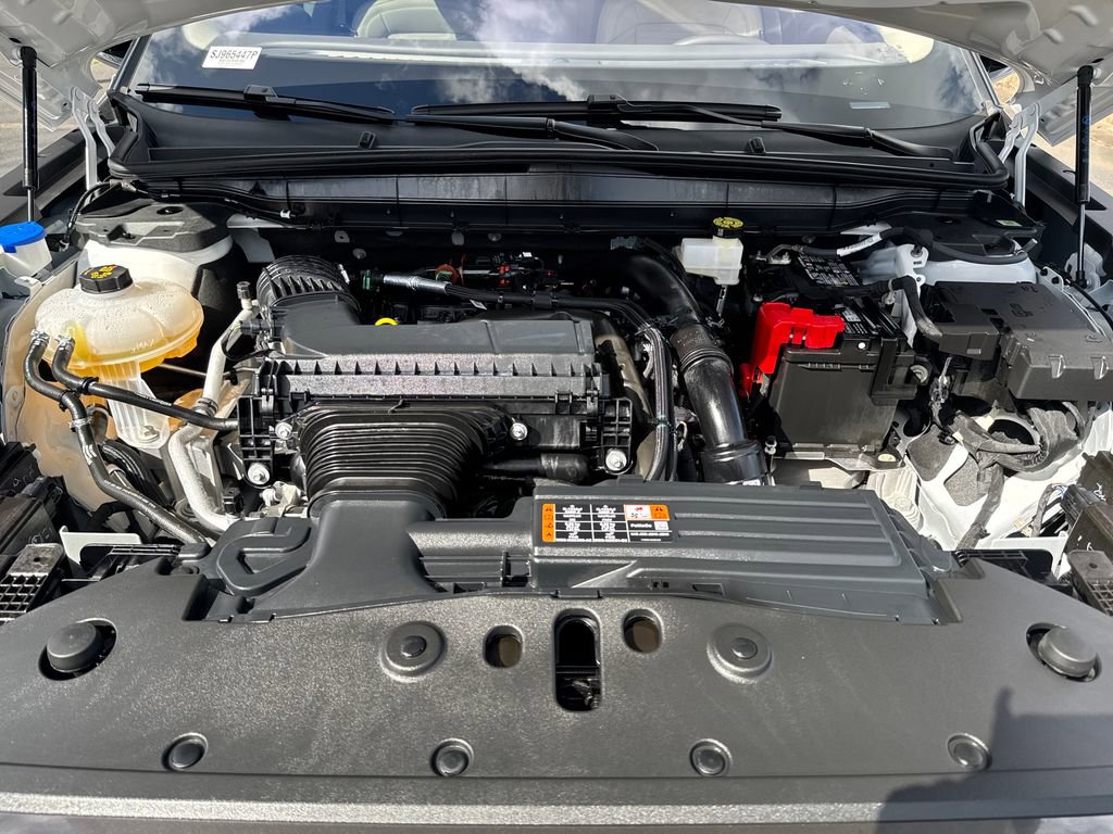 Used 2025 Lincoln Nautilus Reserve image 24