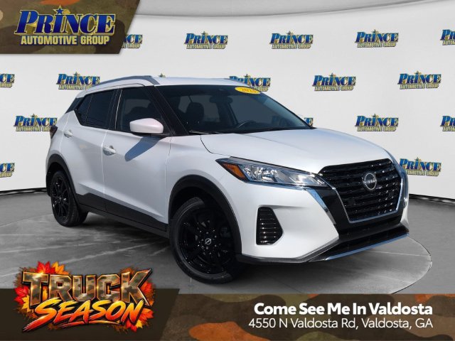 Used 2023 Nissan Kicks SV