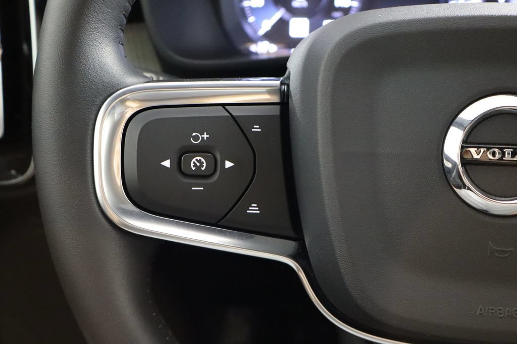 Used 2019 Volvo XC40 T5 Inscription AWD/4WD image 8