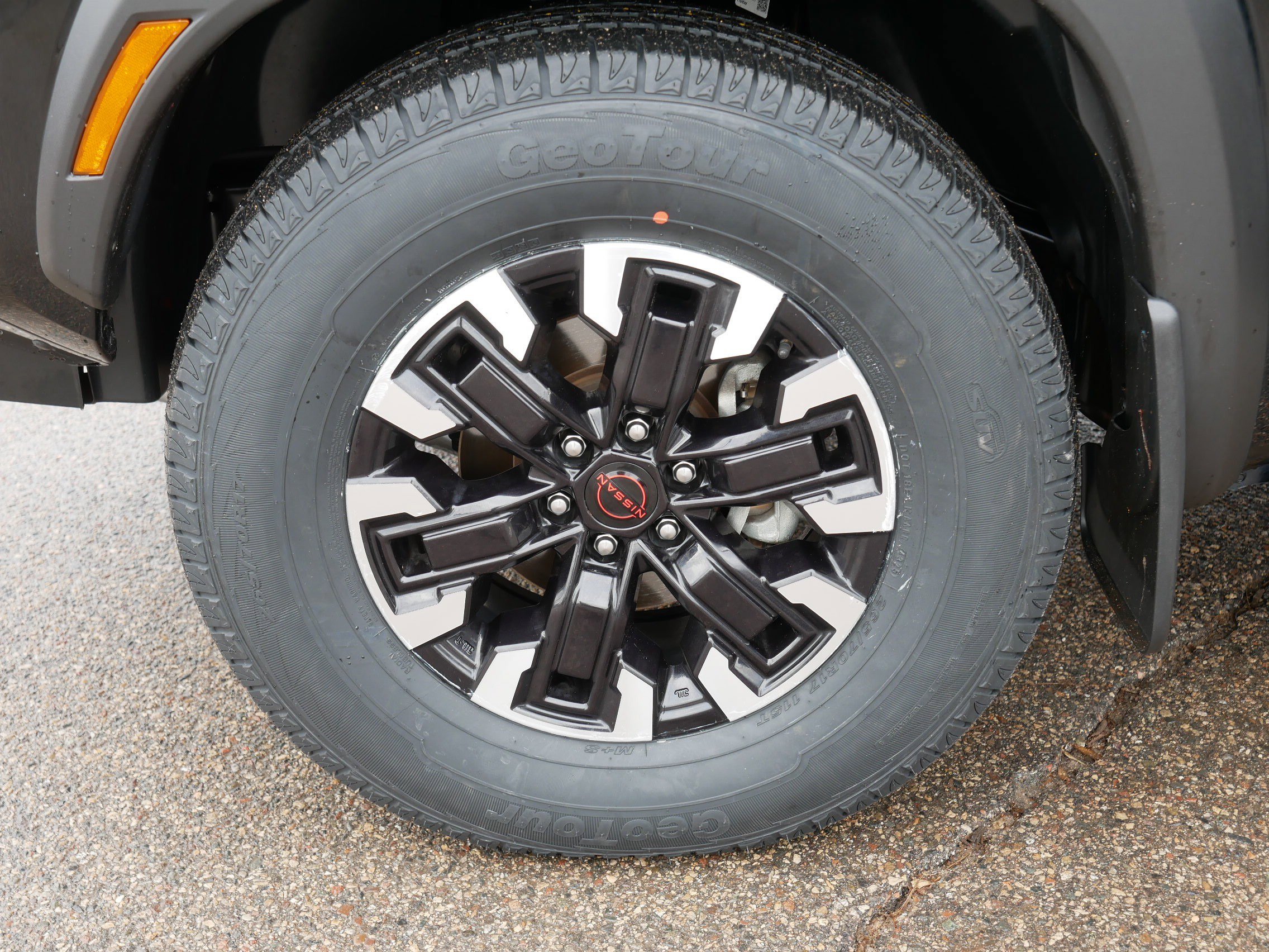 Certified 2022 Nissan Frontier PRO-4X image 15