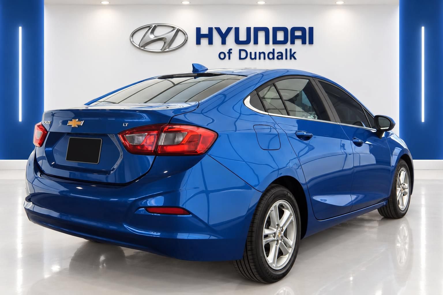 Used 2016 Chevrolet Cruze LT w/ Convenience Package FWD image 4