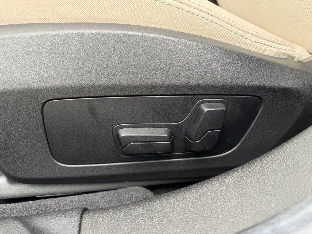 Used 2026 BMW 228i w/ Premium Package FWD image 40
