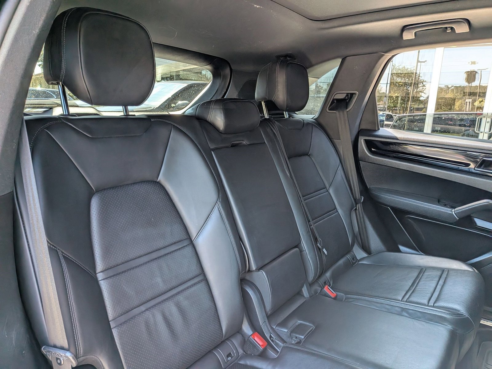 Used 2022 Porsche Cayenne image 23