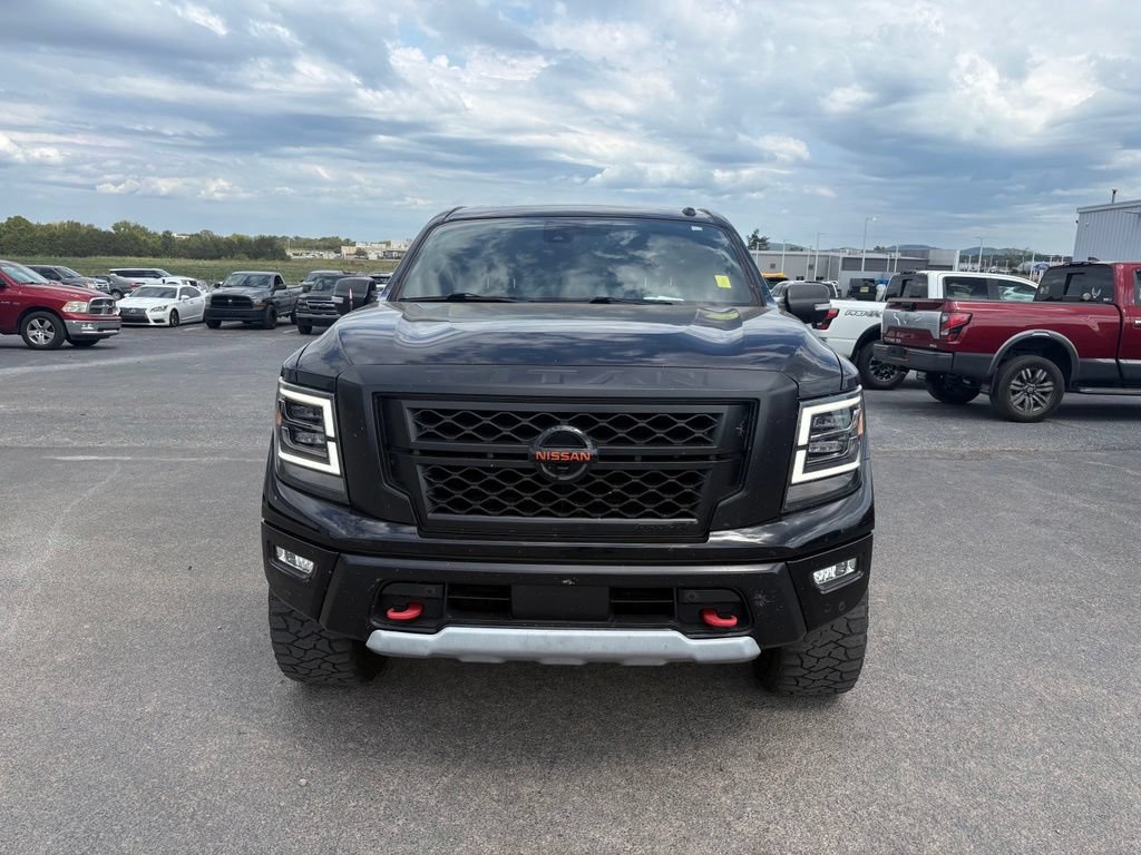 Used 2020 Nissan Titan PRO-4X w/ Pro-4x Convenience Package AWD/4WD image 9