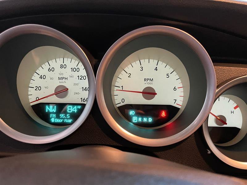 Used 2005 Dodge Magnum R/T w/ Convenience Group II image 13