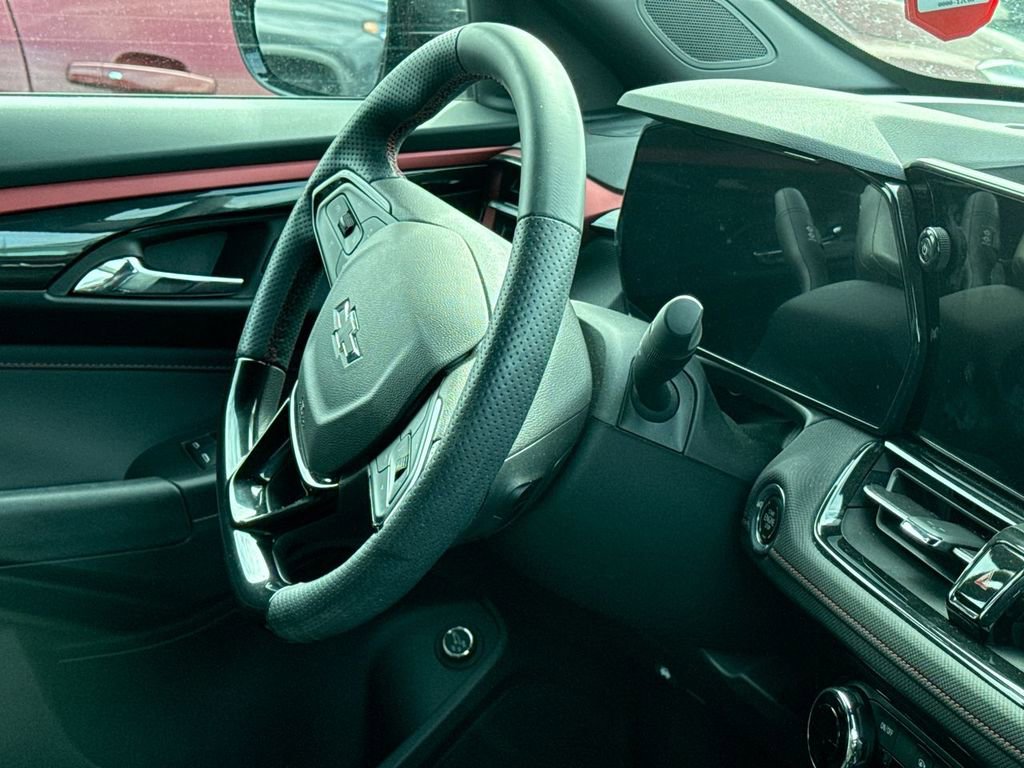 Used 2025 Chevrolet TrailBlazer RS w/ Convenience Package image 13