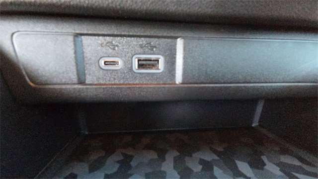 New 2026 GMC Canyon Elevation w/ LPO, Sports Bar Package image 30