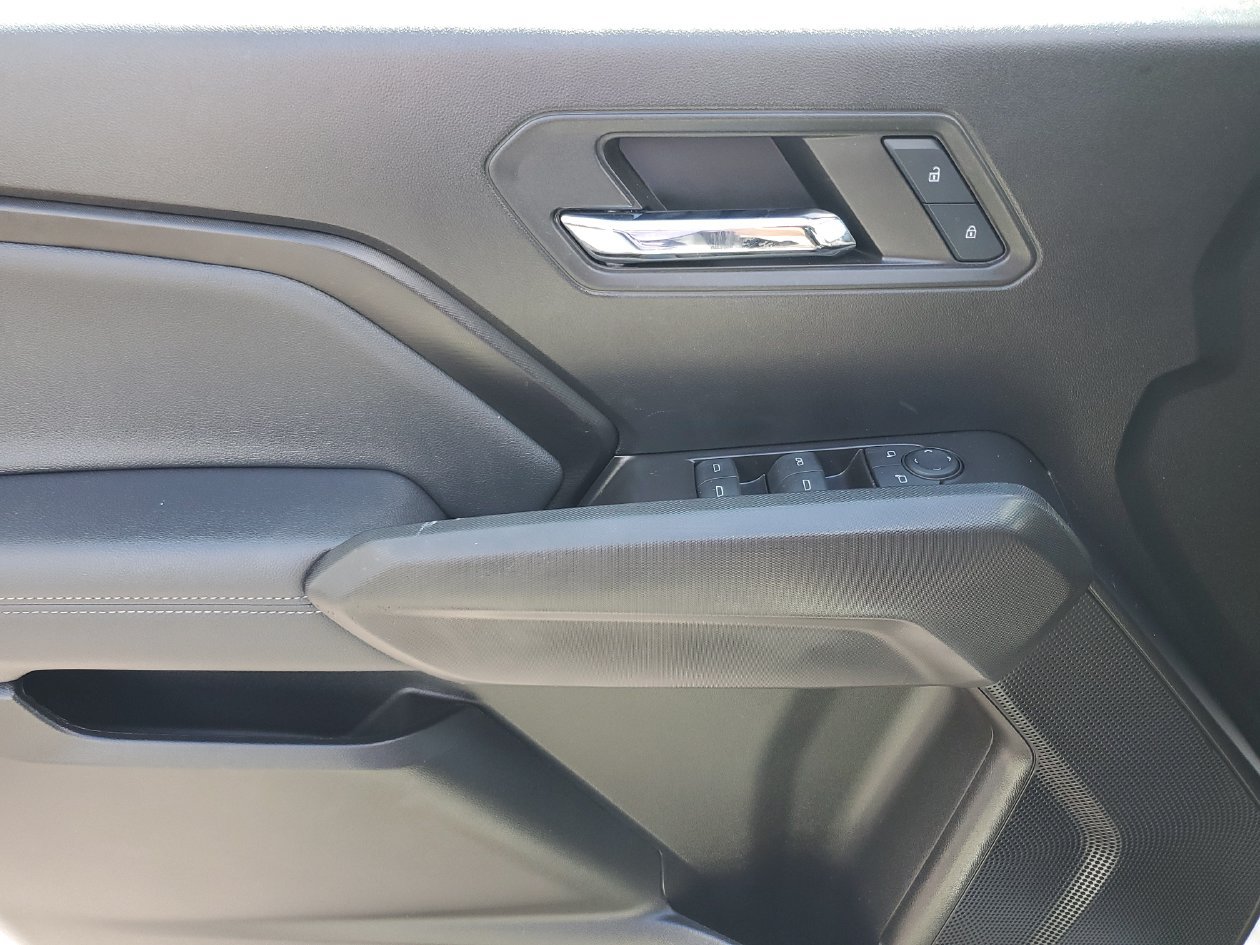 Used 2024 GMC Canyon Elevation w/ Convenience Package RWD image 16