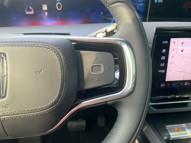 New 2025 Lincoln Nautilus Reserve image 23