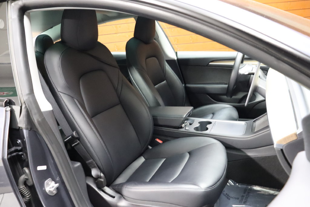 Used 2023 Tesla Model 3 Standard Range RWD image 31