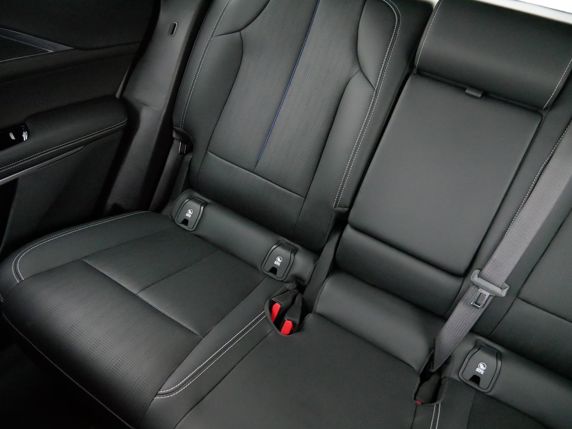 Certified 2024 Cadillac Lyriq Luxury w/ LPO, Floor Liner Package image 12