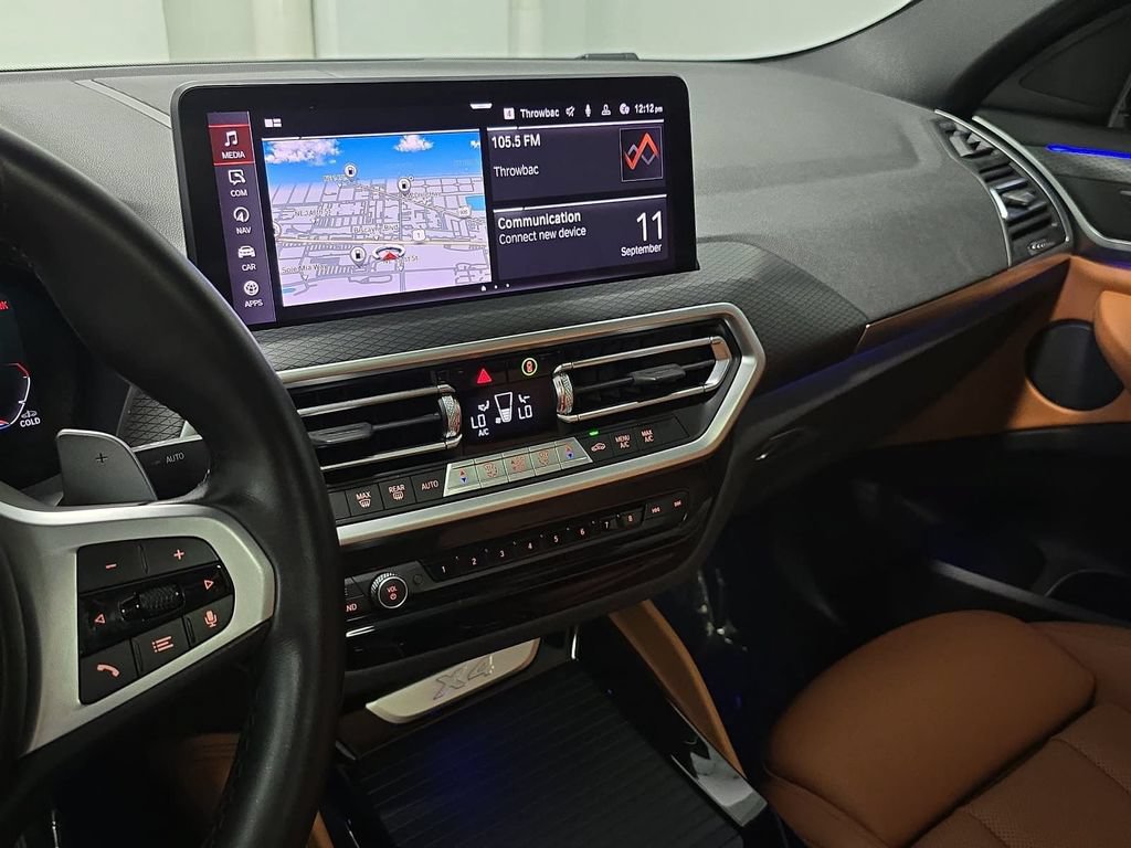 Used 2022 BMW X4 xDrive30i w/ M Sport Package 2 AWD/4WD image 15