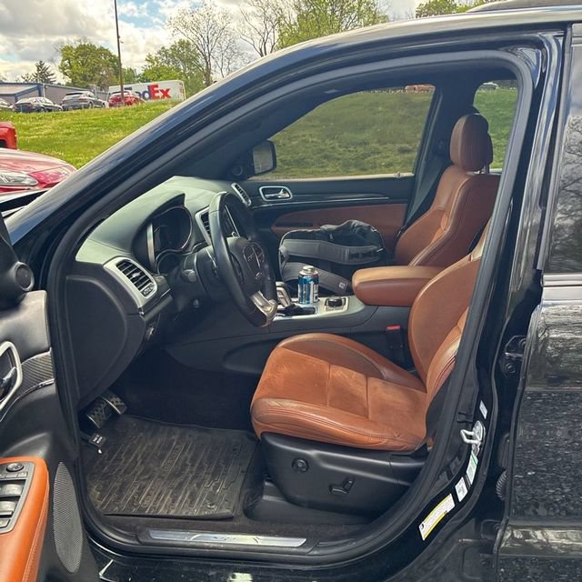 Used 2018 Jeep Grand Cherokee SRT AWD/4WD image 12