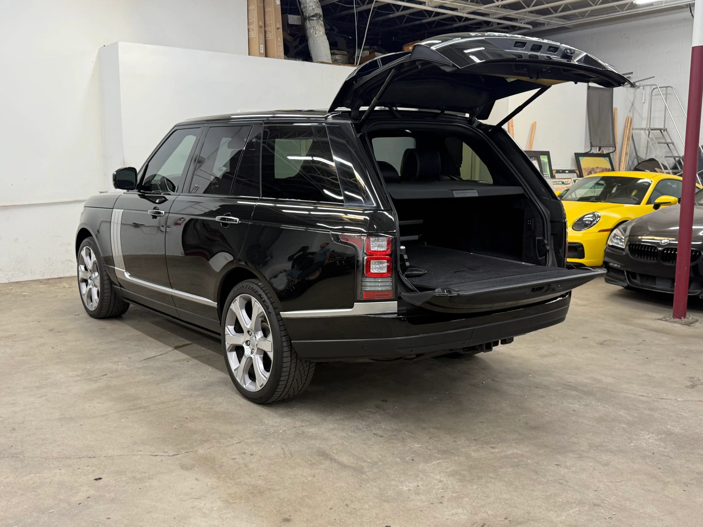 Used 2016 Land Rover Range Rover Autobiography AWD/4WD image 9
