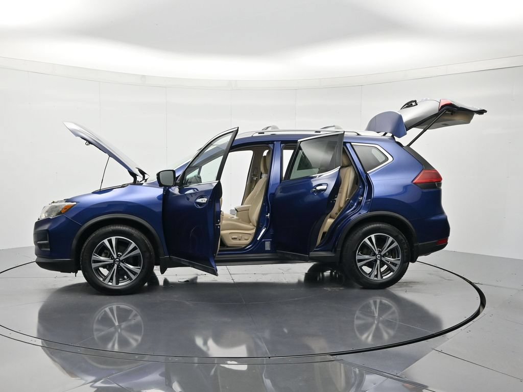 Used 2019 Nissan Rogue SV w/ Premium Package FWD image 46