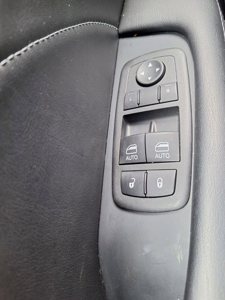 Used 2023 Dodge Challenger R/T w/ Plus Package image 19