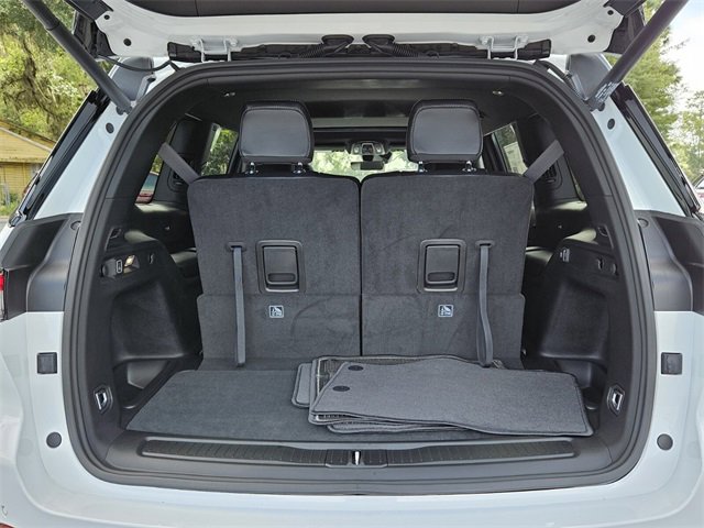 New 2025 Jeep Grand Cherokee L Altitude image 6