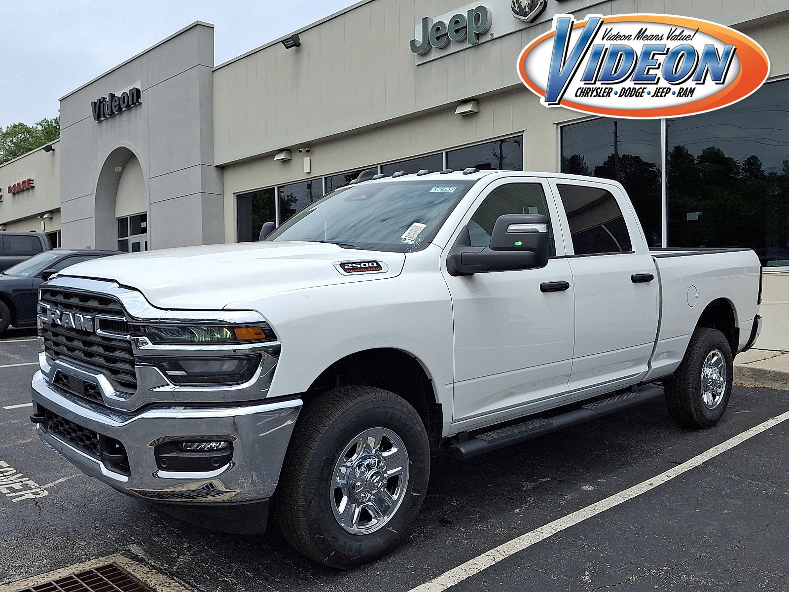 New 2026 RAM 2500 Tradesman AWD/4WD video 1