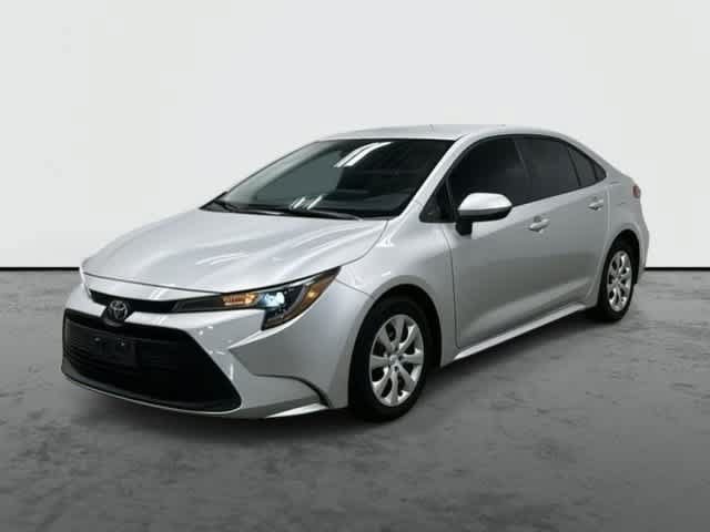Used 2025 Toyota Corolla LE FWD image 1