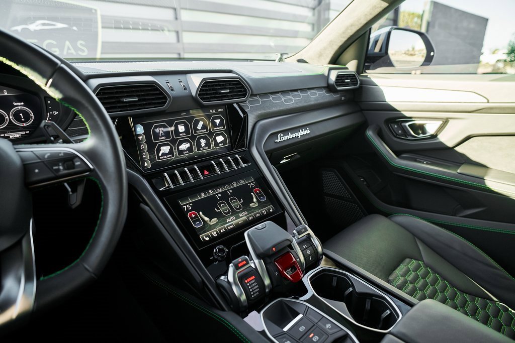 Used 2021 Lamborghini Urus image 61