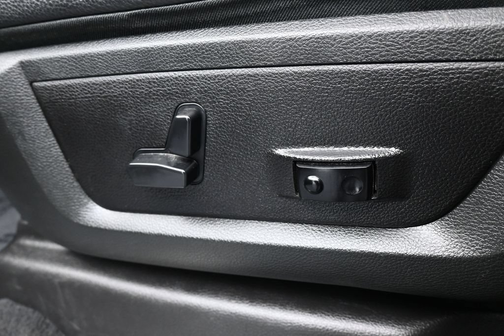 Used 2024 RAM 2500 Limited AWD/4WD image 12