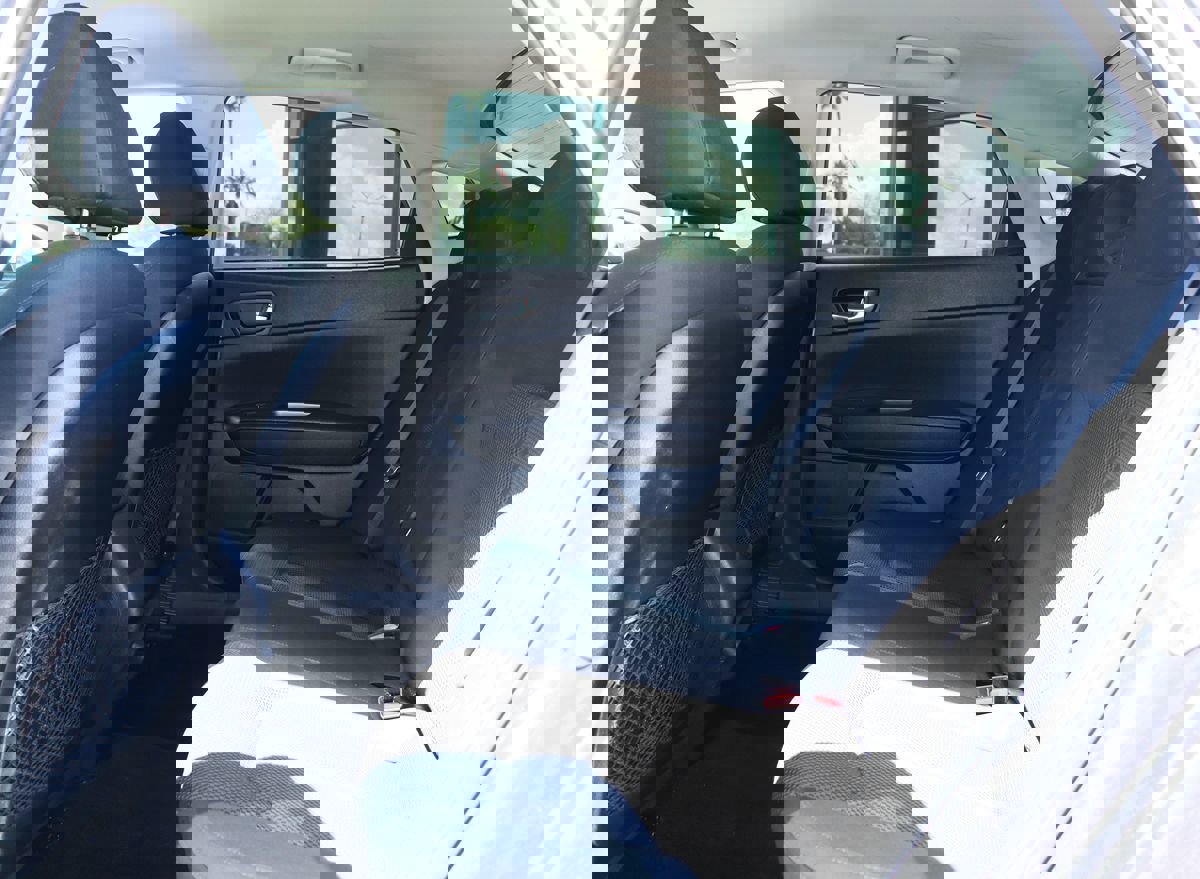 Used 2020 Kia Optima LX image 30