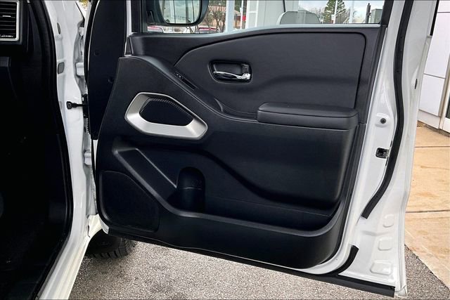 Certified 2024 Nissan Frontier SV w/ SV Convenience Package image 25