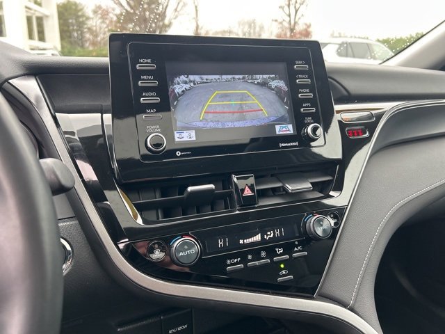Used 2024 Toyota Camry SE image 22