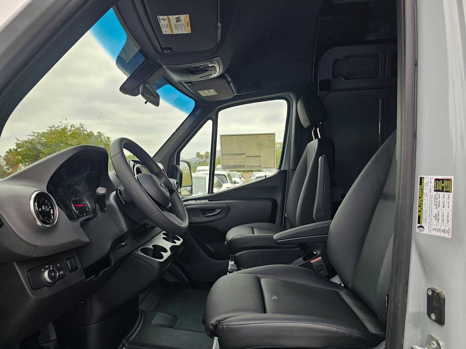 New 2025 Mercedes-Benz Sprinter 2500 image 20