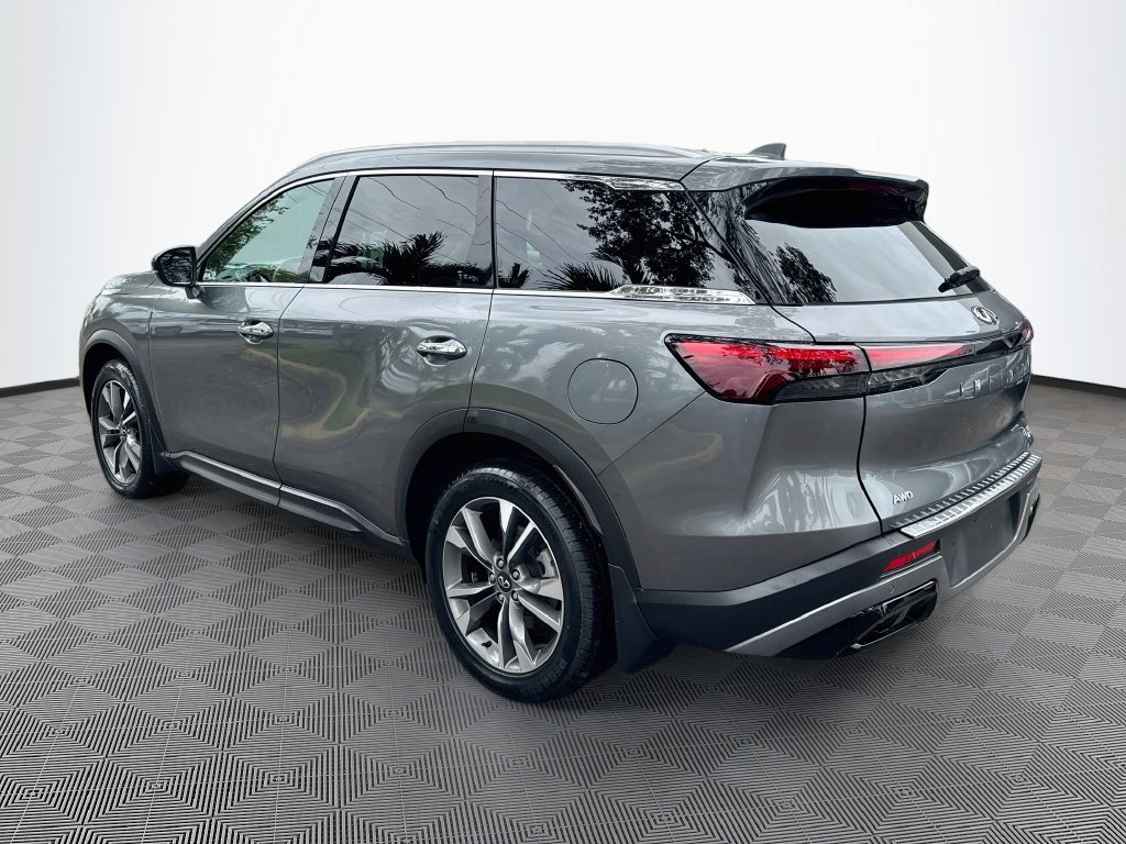 Certified 2023 INFINITI QX60 Luxe w/ Vision Package AWD/4WD image 8