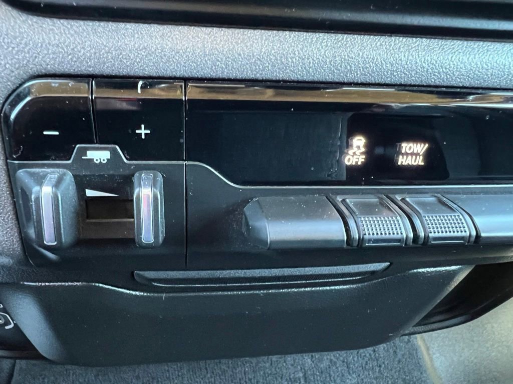 Used 2019 RAM 1500 Tradesman AWD/4WD image 39