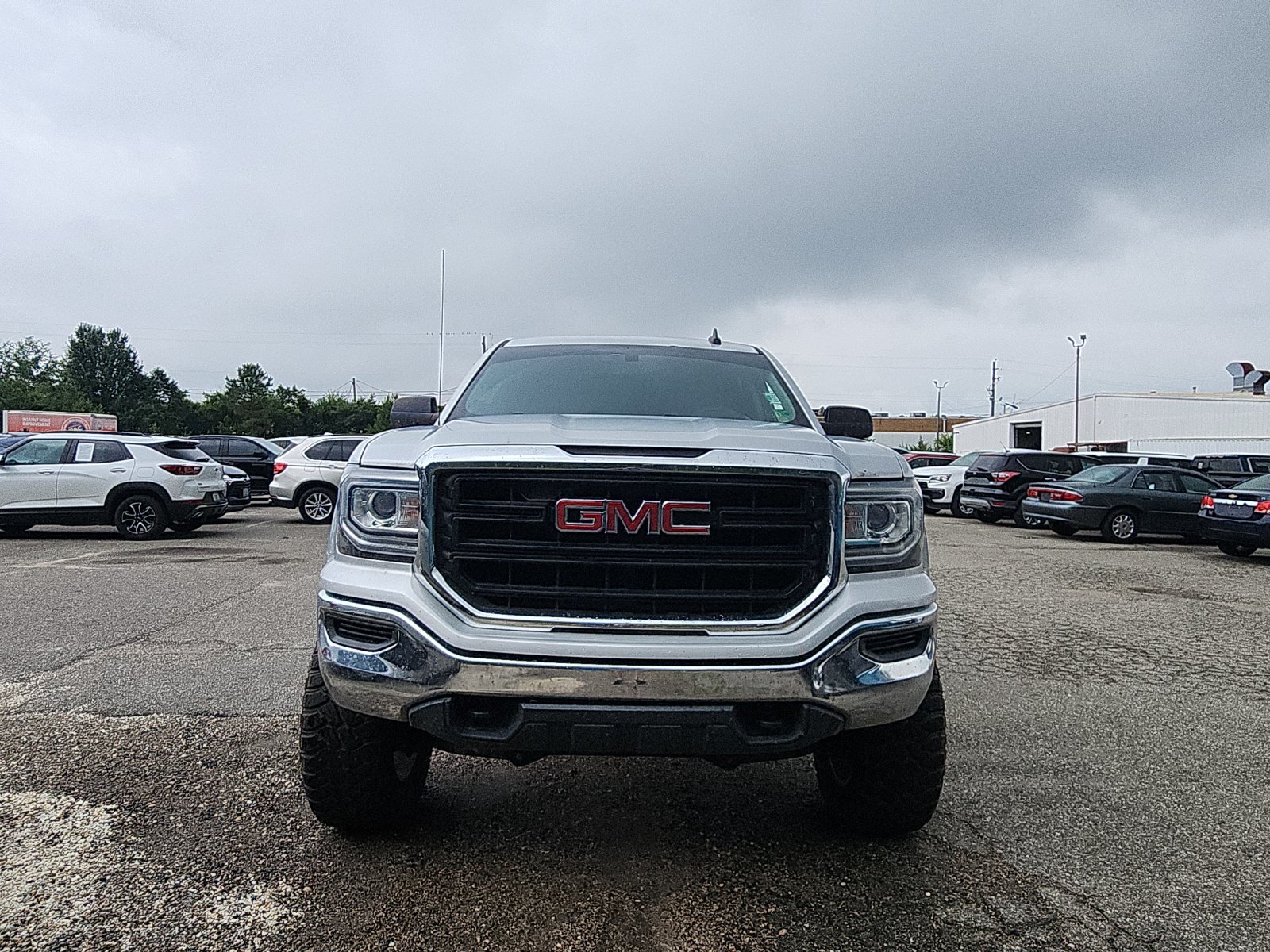 Used 2017 GMC Sierra 1500 4x4 Crew Cab w/ Sierra Convenience Package image 8