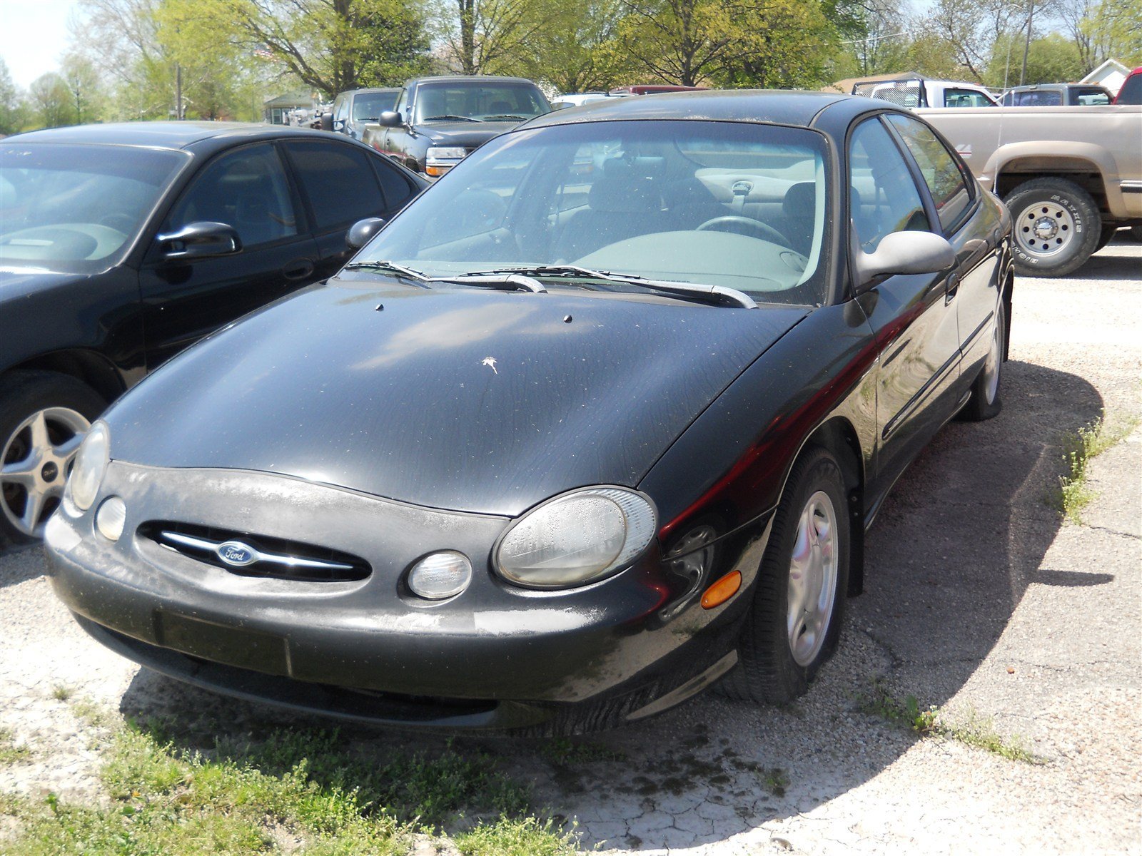 Used 1998 Ford Taurus SE