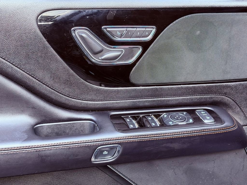 Certified 2023 Lincoln Aviator AWD w/ Premium Package image 18