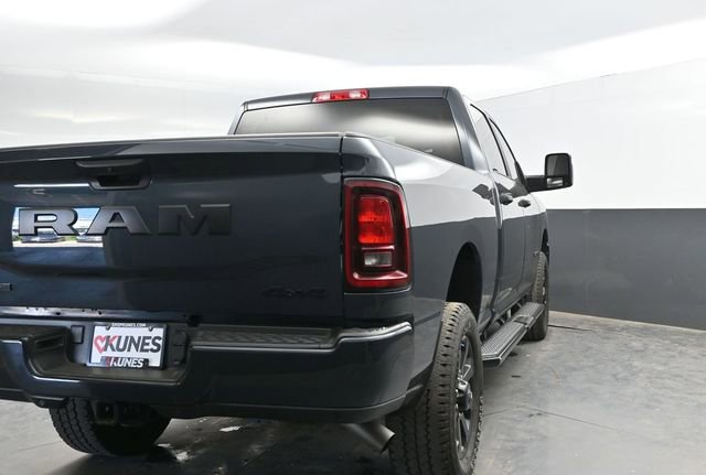 Used 2025 RAM 2500 Big Horn AWD/4WD image 9