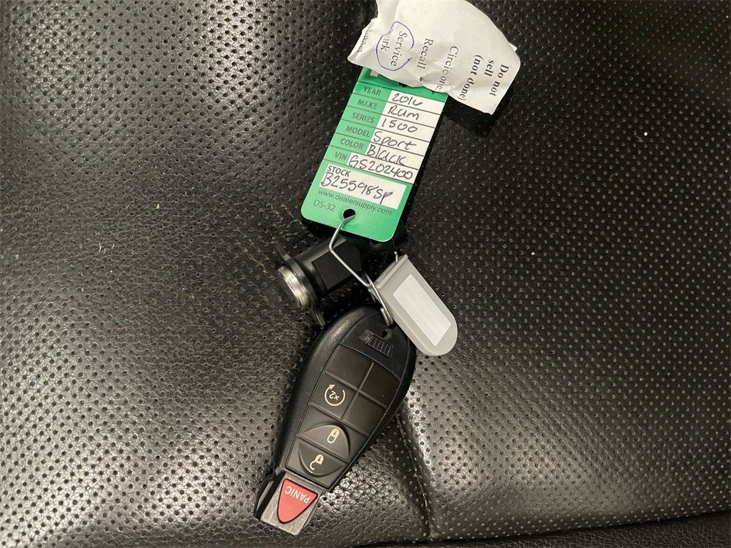 Used 2016 RAM 1500 Sport w/ Black Ram 1500 Sport Group image 29