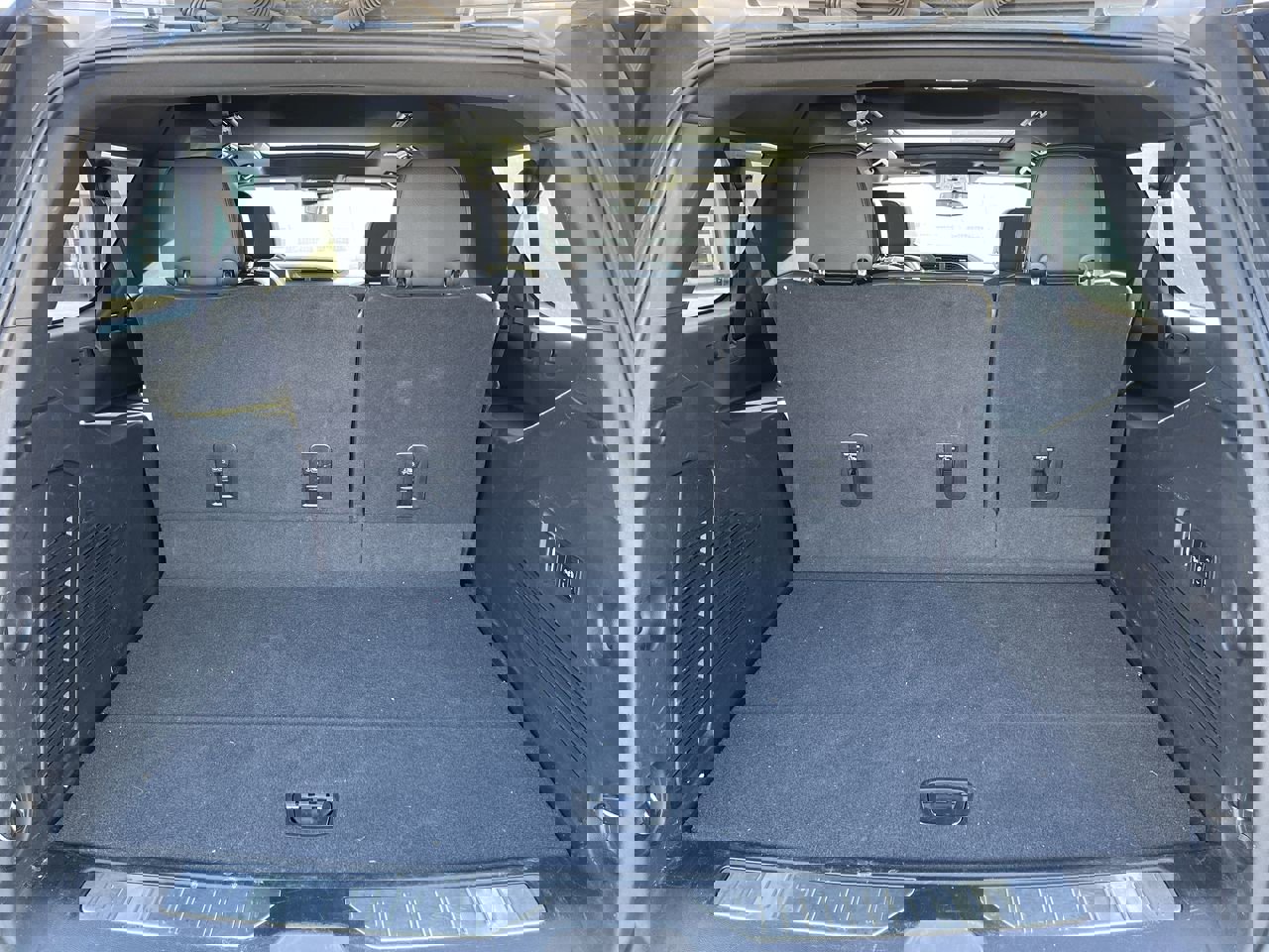 Certified 2023 GMC Yukon XL Denali image 27