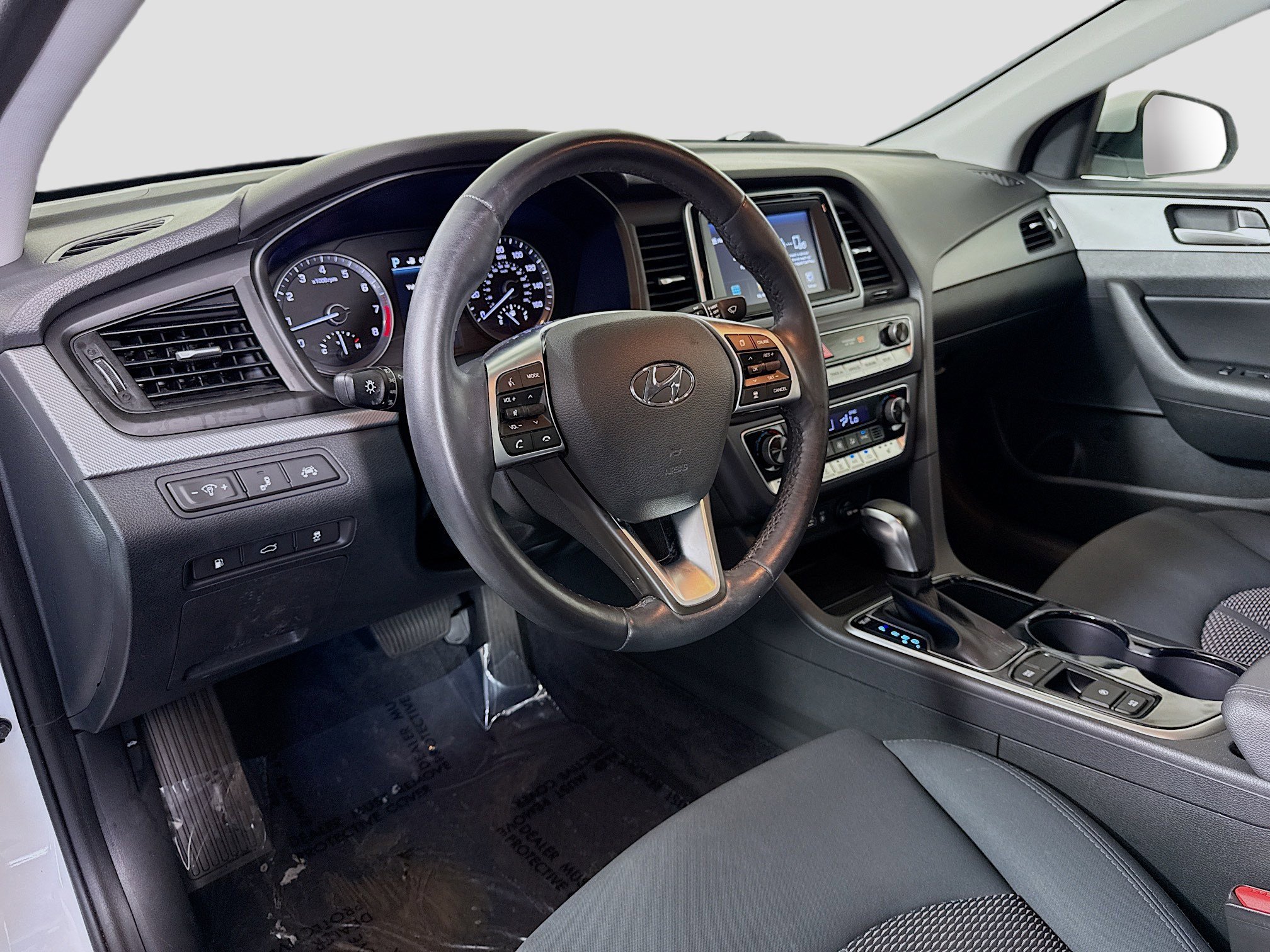 Used 2019 Hyundai Sonata SEL w/ Tech Package 02 FWD image 23