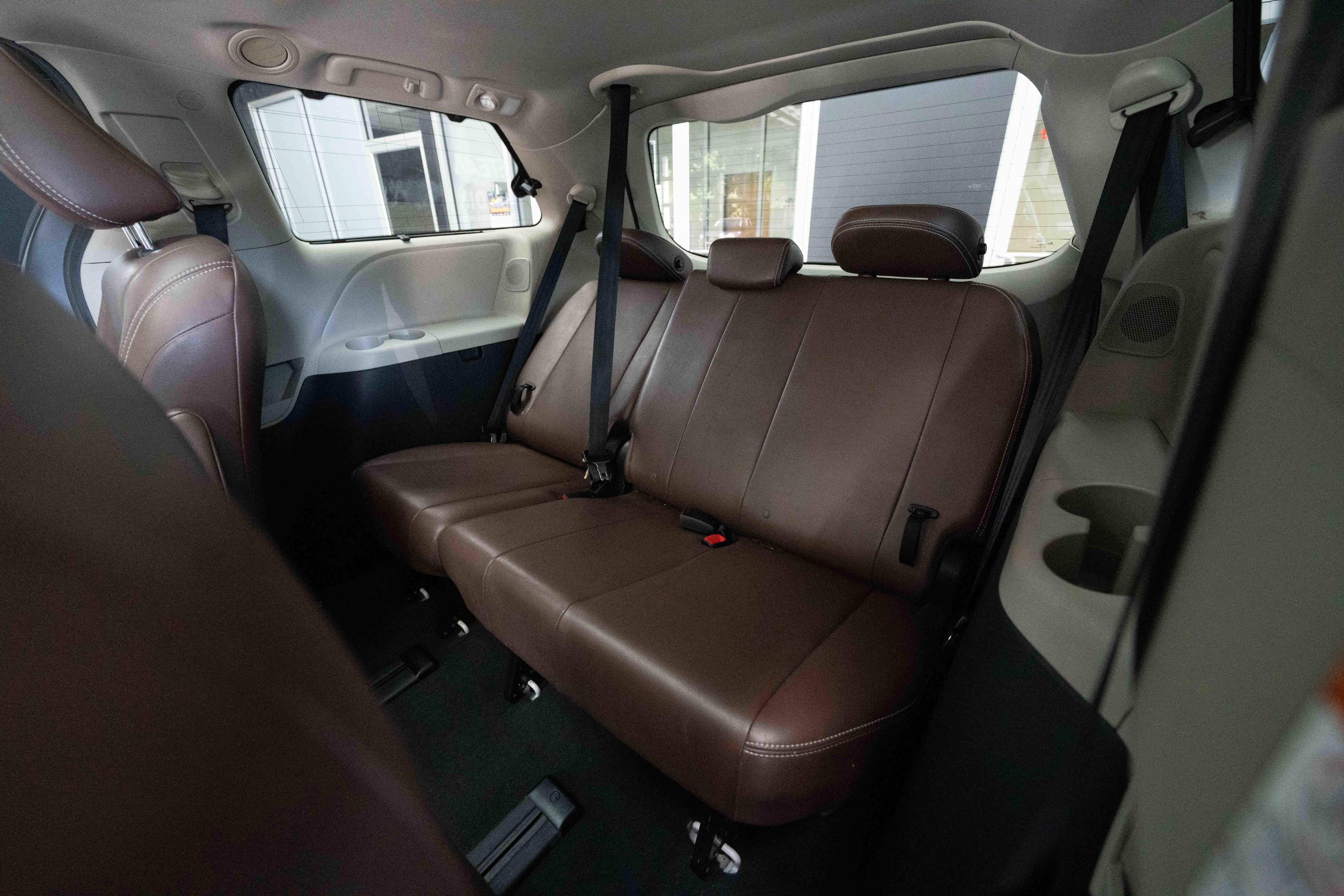 Used 2020 Toyota Sienna Limited Premium AWD/4WD image 25