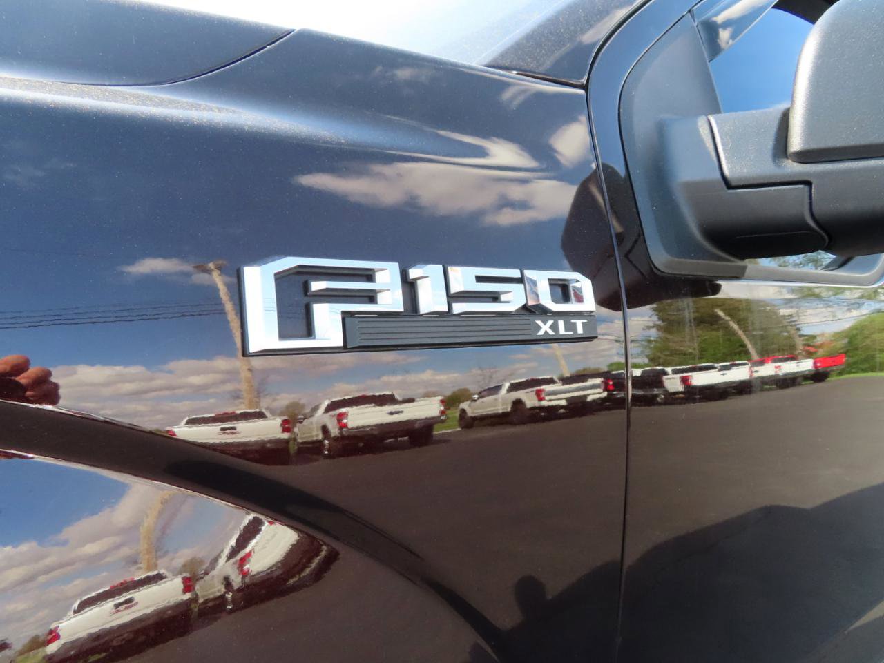 Used 2018 Ford F150 XLT w/ Equipment Group 302A Luxury image 13